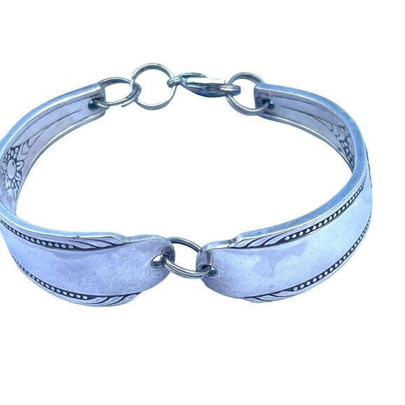 Vintage Handmade Silver Spoon Bracelet Adjustable Flower Design Unique Jewelry G - Picture 2 of 6